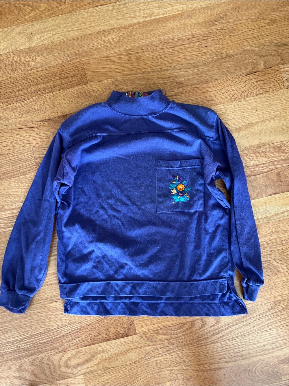 Vintage Kids Today youth medium floral embroidered pocket long sleeve top